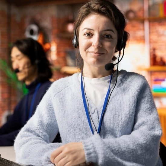 close-up-customer-support-worker